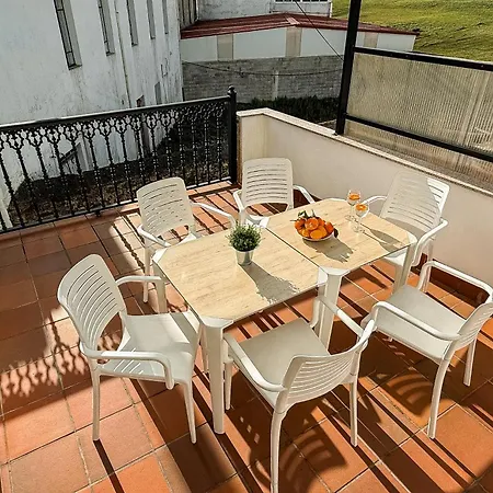 アパートホテル Super Lecer 5 With Terrace